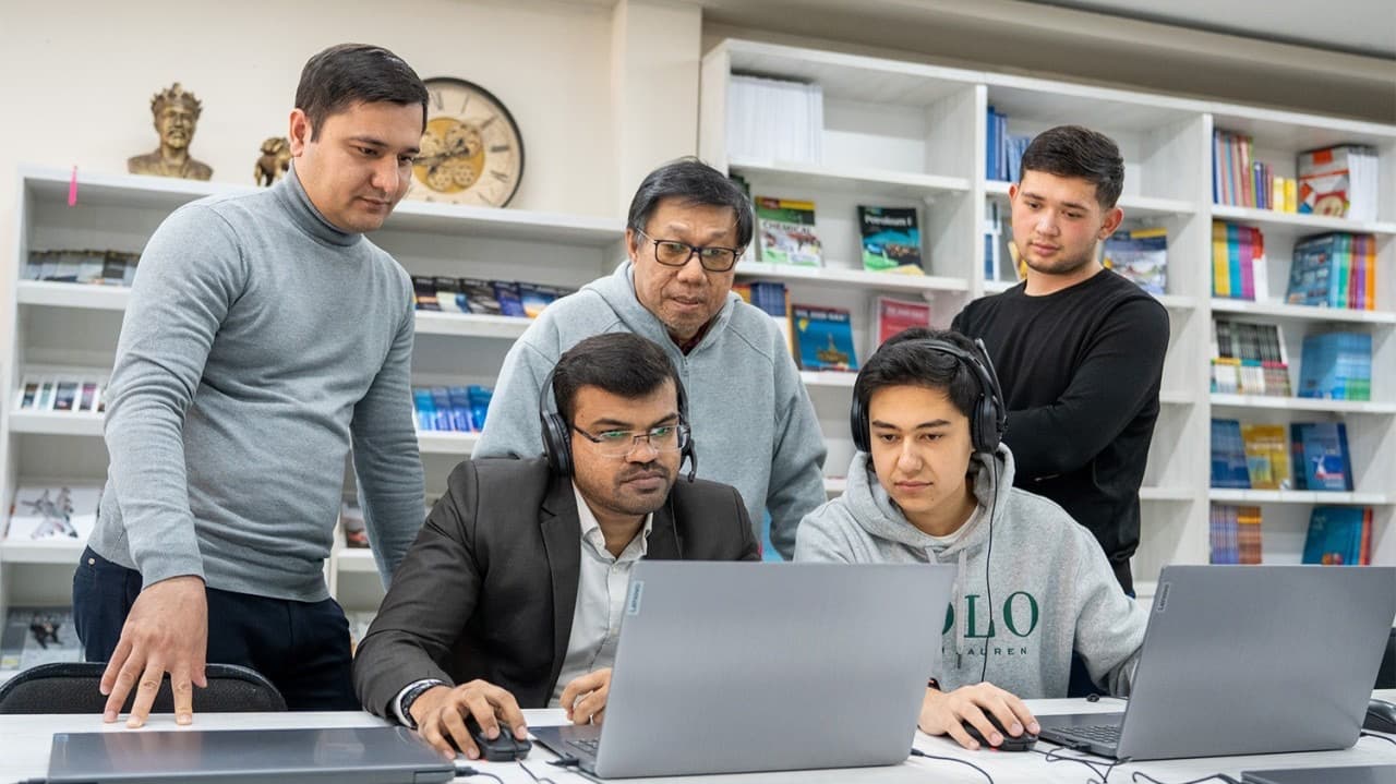 Samarkand International University of Technology photo 7